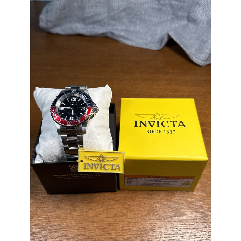 Invicta 69481 Men's Pepsi Bezel Black Dial Stainless Steel Quartz Watch New 40mm